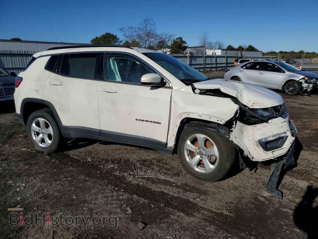 2019 JEEP COMPASS - VIN: 3C4NJDBB5KT679441 - Фото 4