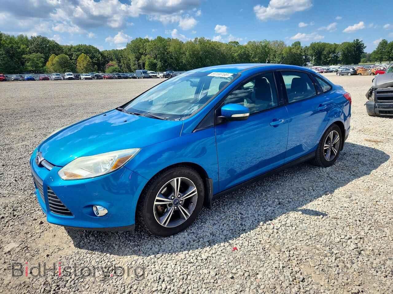 2014 Ford FOCUS SE (VIN 1FADP3F23EL270570) — фото 1 из 12, Copart, повреждение: мелкие вмятины и царапины