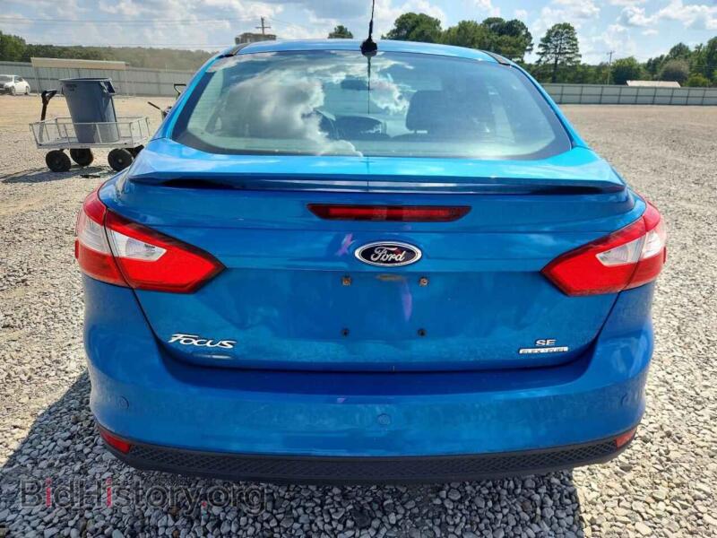 2014 Ford FOCUS (VIN 1FADP3F23EL270570) — фото 6 из 12