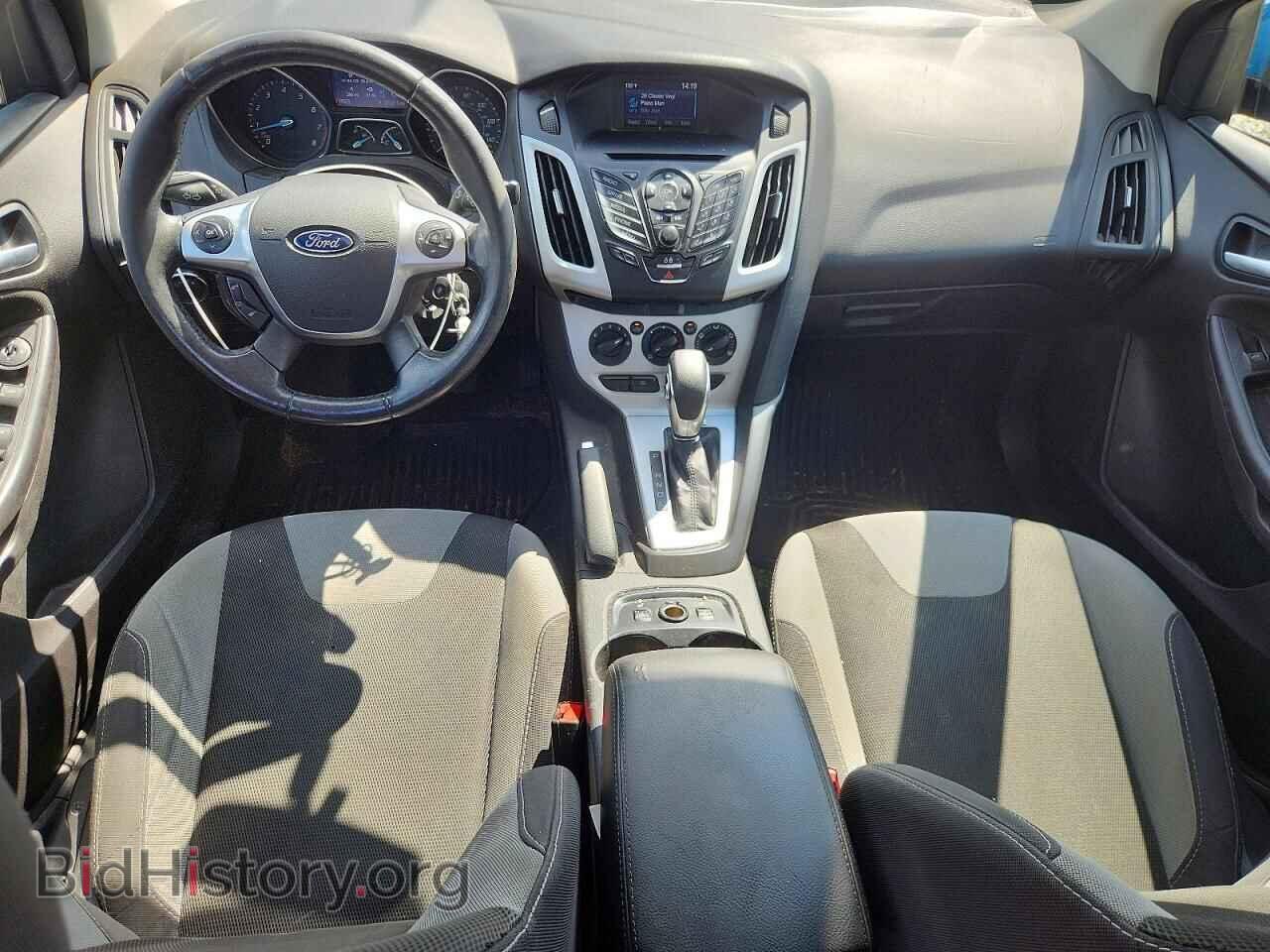 2014 Ford FOCUS (VIN 1FADP3F23EL270570) — фото 8 из 12