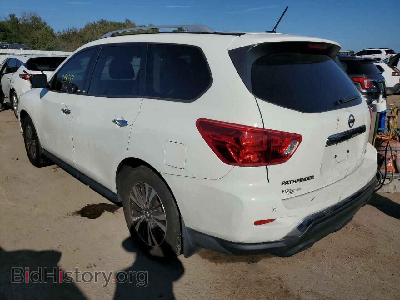2017 NISSAN PATHFINDER - VIN: 5N1DR2MN7HC684818 - Фото 2