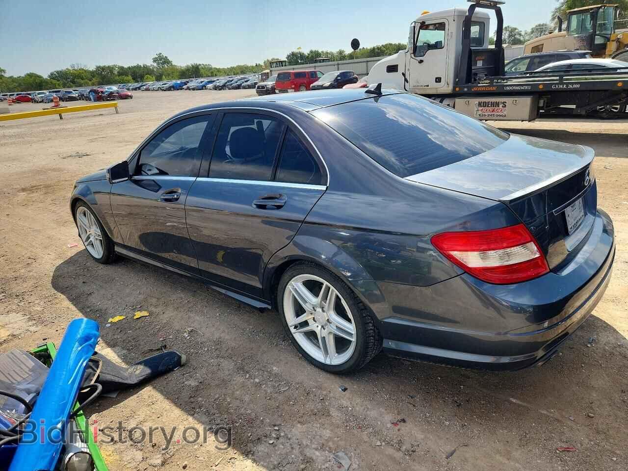 2011 MERCEDES-BENZ C-CLASS - VIN: WDDGF5EB9BA499176 - Фото 2