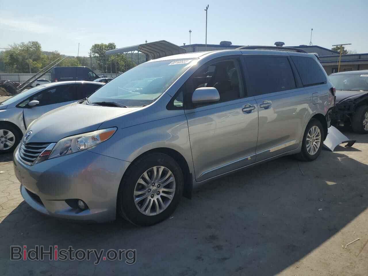 Photo 5TDYK3DC0CS269944 - TOYOTA All Models 2012