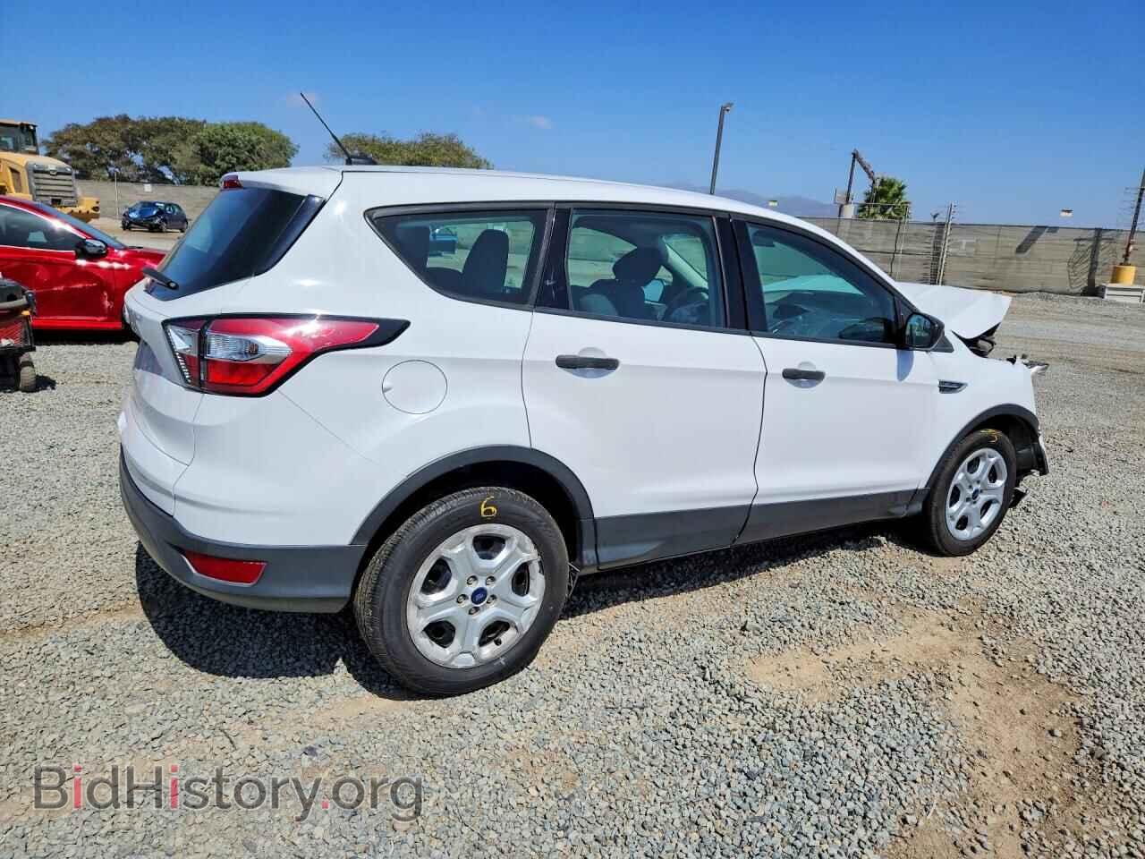 2017 FORD ESCAPE - VIN: 1FMCU0F70HUC26531 - Фото 3