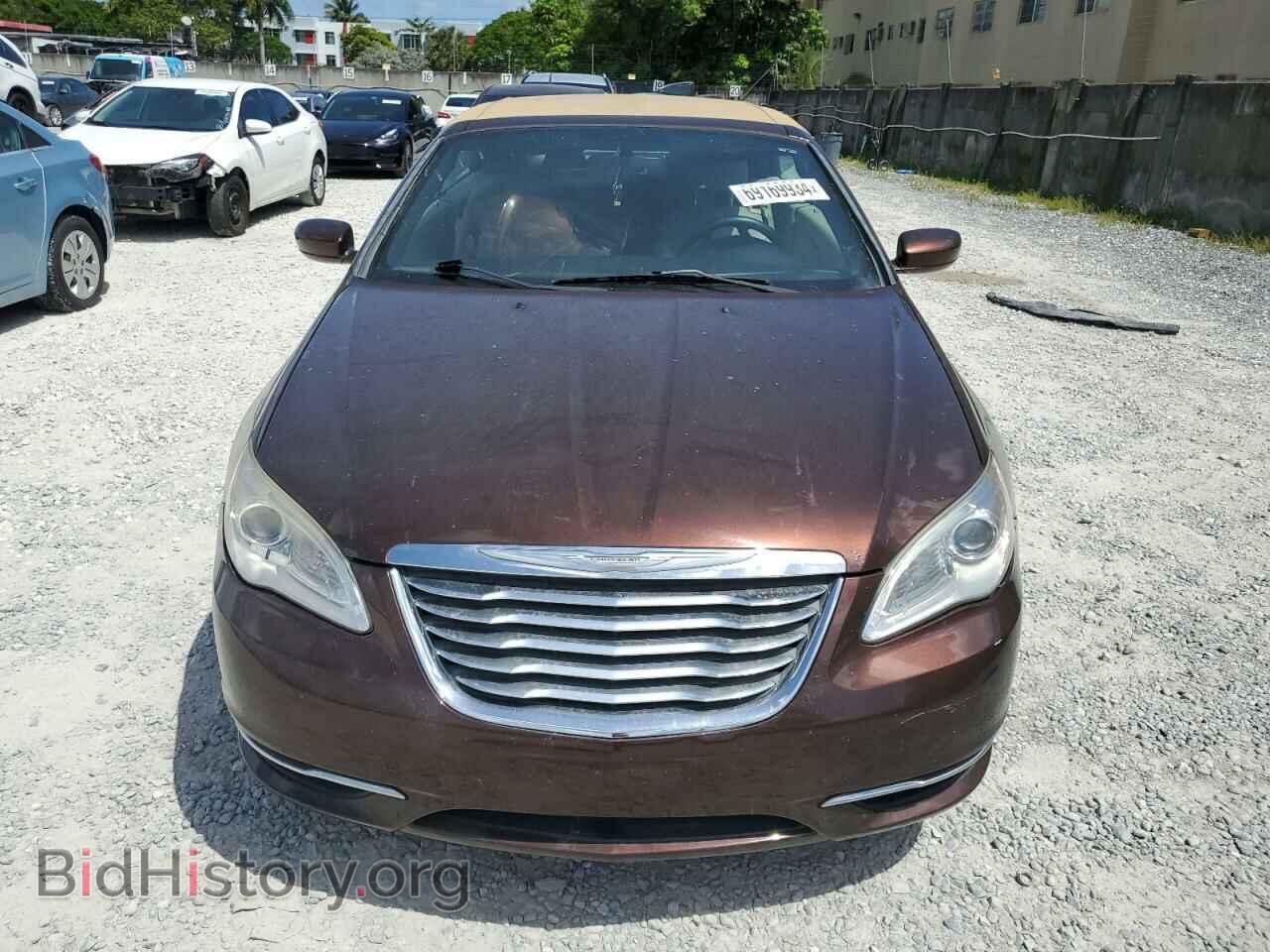 2012 CHRYSLER 200 - VIN: 1C3BCBEG2CN250496 - Photo 5