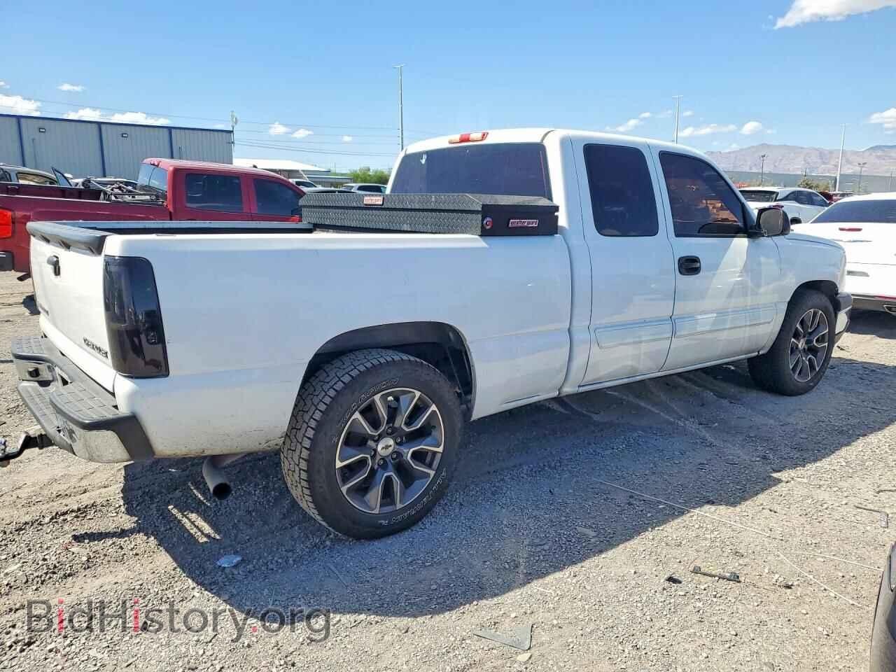 2005 CHEVROLET SILVERADO - VIN: 2GCEC19T651252704 - Фото 3
