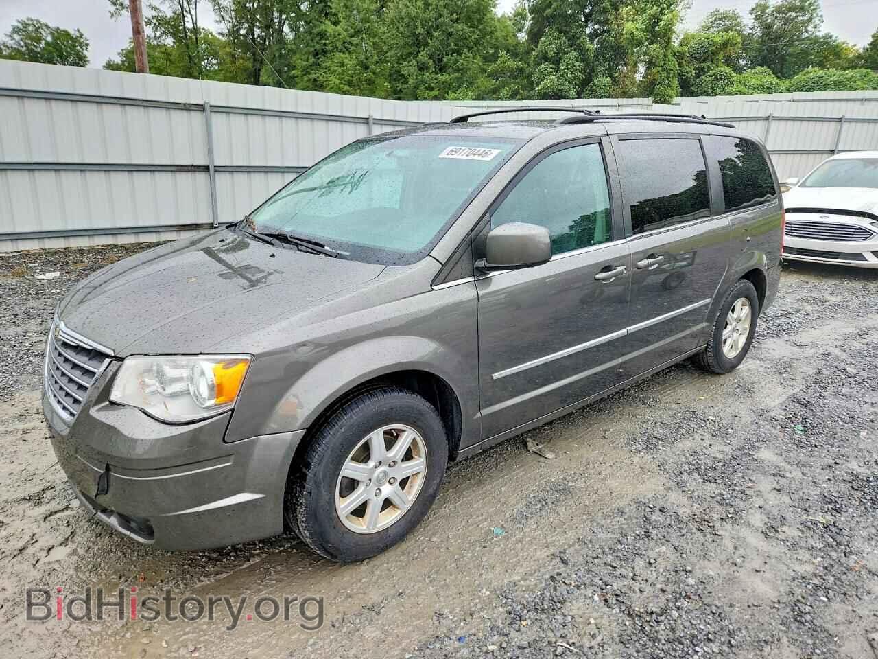 Photo 2A4RR8D11AR404716 - CHRYSLER MINIVAN 2010