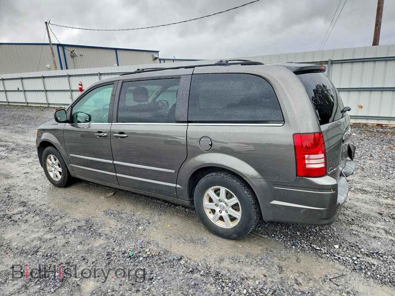 2010 CHRYSLER MINIVAN - VIN: 2A4RR8D11AR404716 - Photo 2