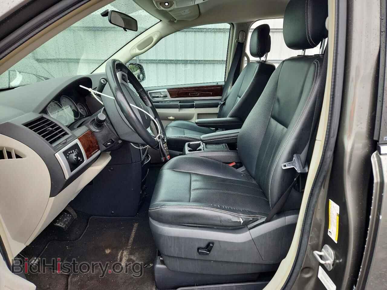 2010 CHRYSLER MINIVAN - VIN: 2A4RR8D11AR404716 - Photo 7