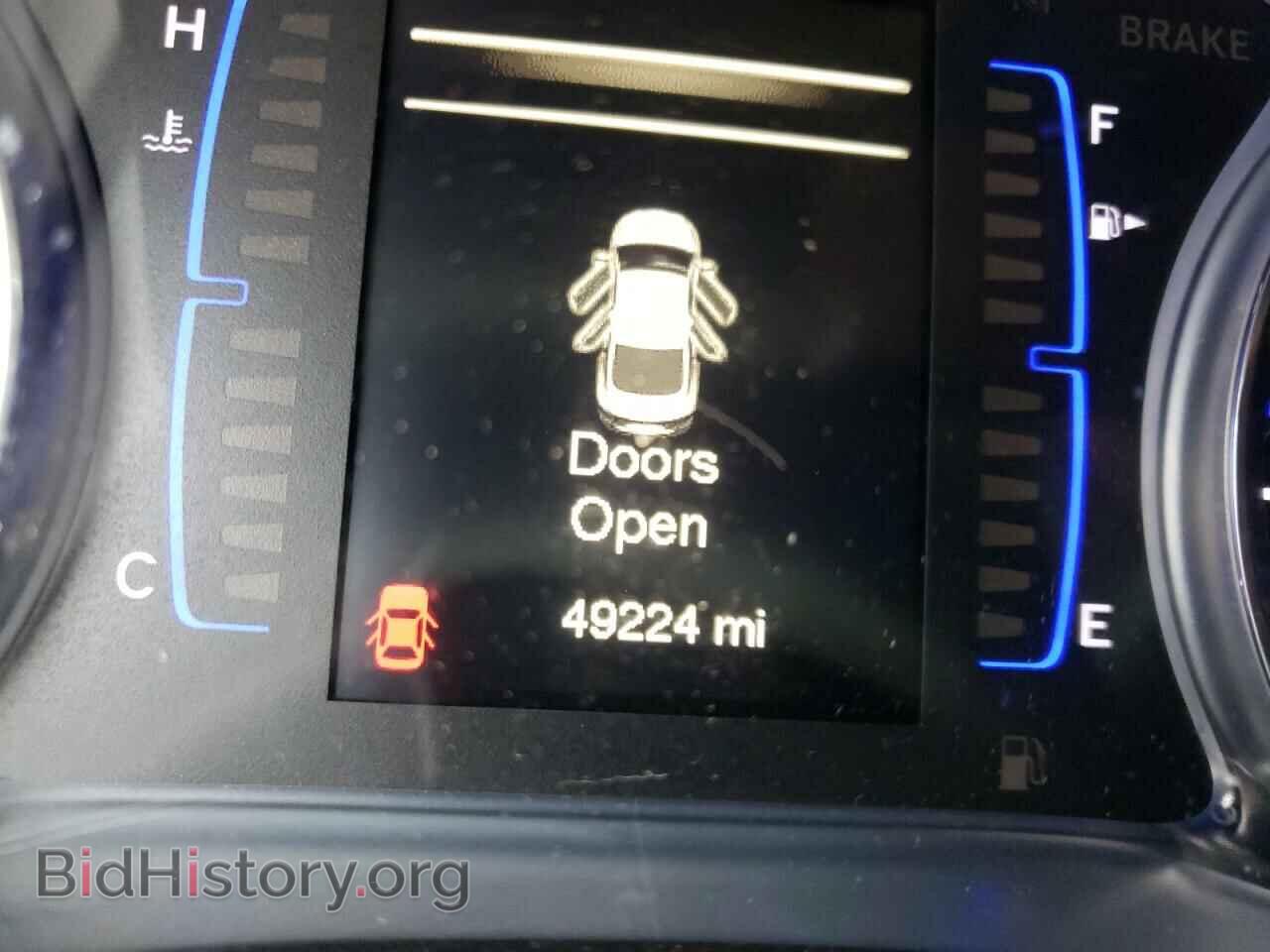 2017 CHRYSLER 200 - VIN: 1C3CCCABXHN504841 - Фото 8