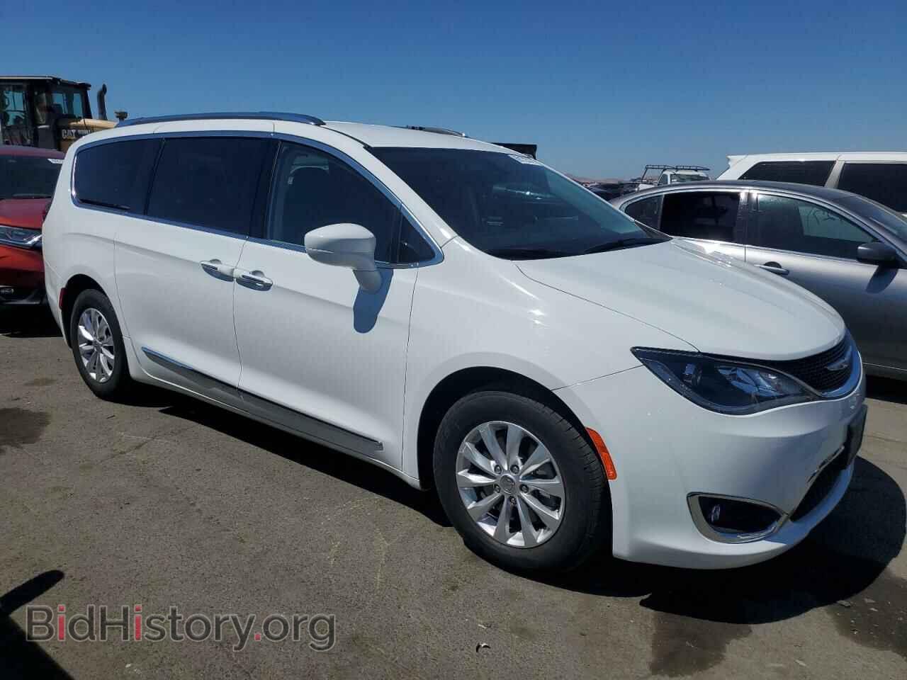 2018 CHRYSLER PACIFICA - VIN: 2C4RC1BG6JR123114 - Фото 4