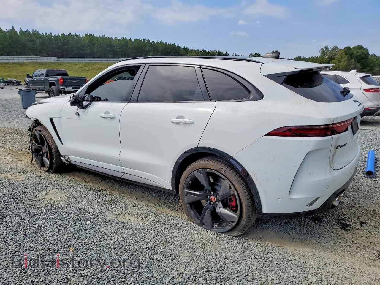 2022 JAGUAR F-PACE - VIN: SADCZ2EE5NA696900 - Photo 2