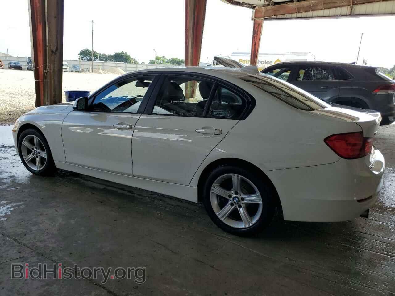 2014 BMW 3 SERIES - VIN: WBA3C3C53EK200344 - Фото 2
