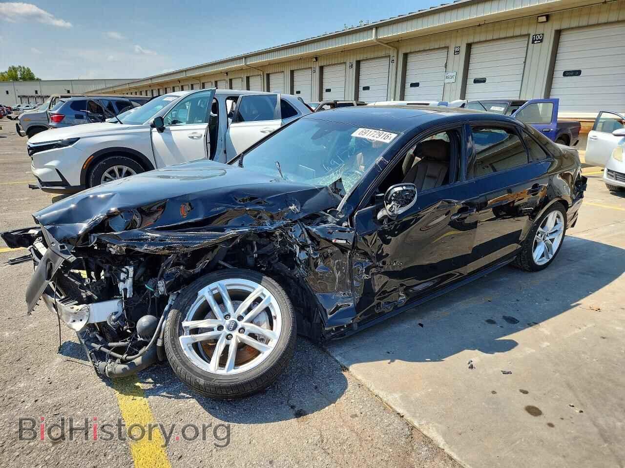 Фотография WAUDNAF43HN052480 - AUDI A4 2017