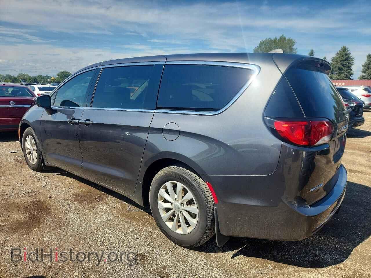 2018 CHRYSLER PACIFICA - VIN: 2C4RC1FG0JR101801 - Фото 2