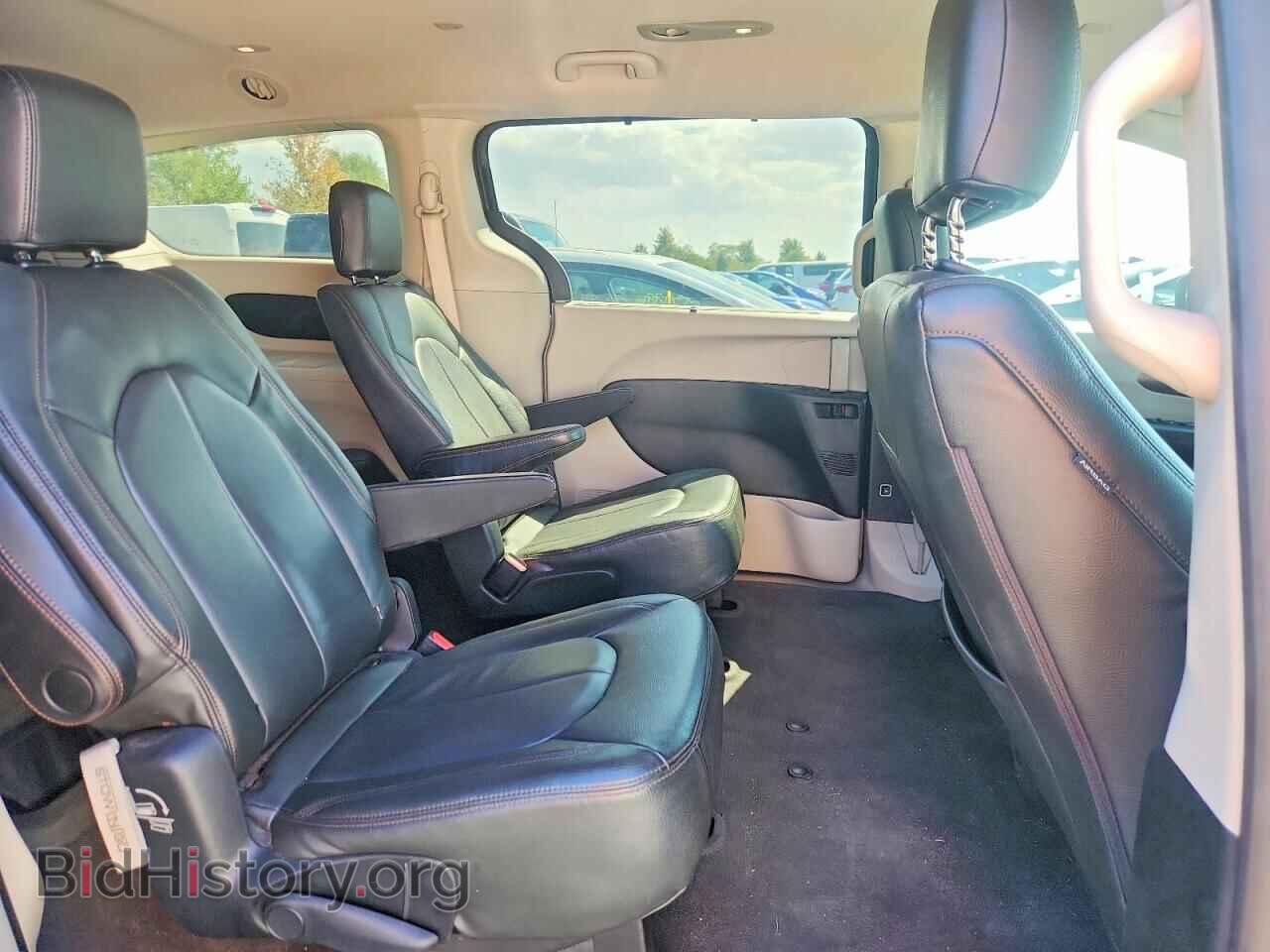 2018 CHRYSLER PACIFICA - VIN: 2C4RC1FG0JR101801 - Фото 11