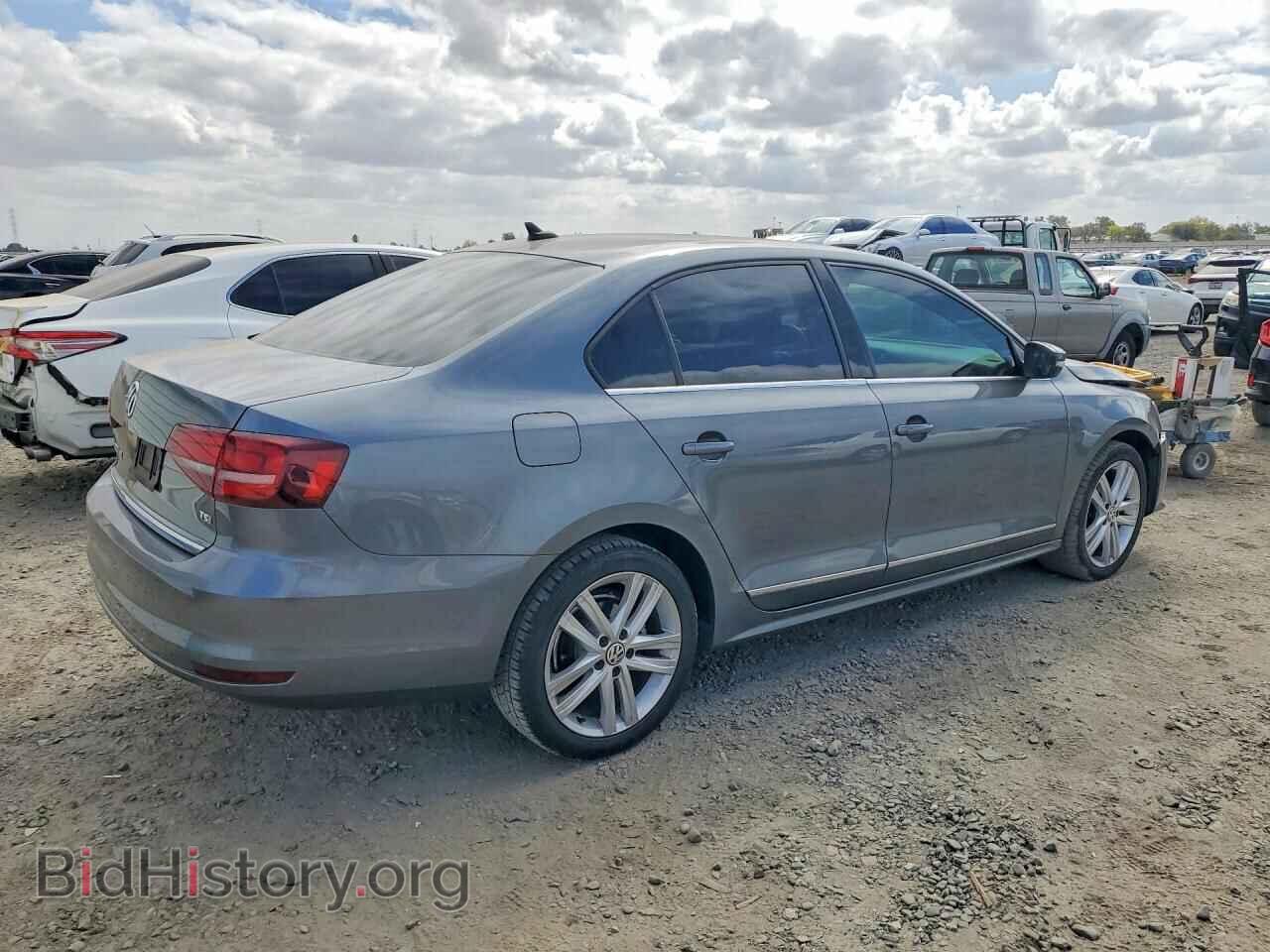2017 VOLKSWAGEN JETTA - VIN: 3VWL17AJ5HM399312 - Photo 3