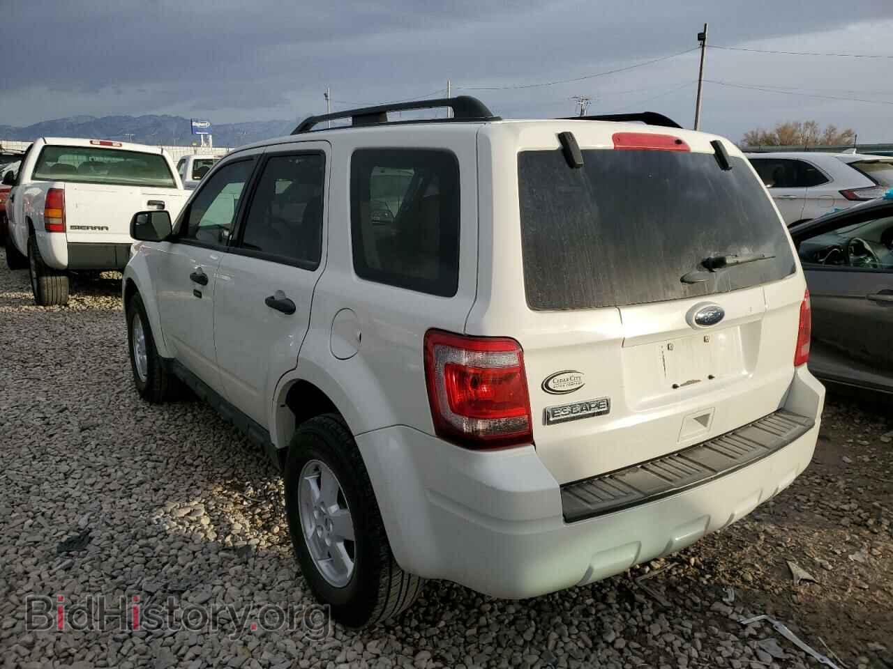 2012 FORD ESCAPE - VIN: 1FMCU0D77CKC45634 - Фото 2