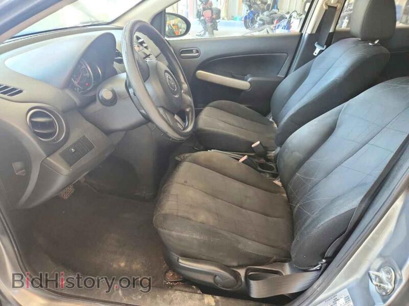 2013 Mazda 2 (VIN JM1DE1KYXD0170402) — фото 7 из 13
