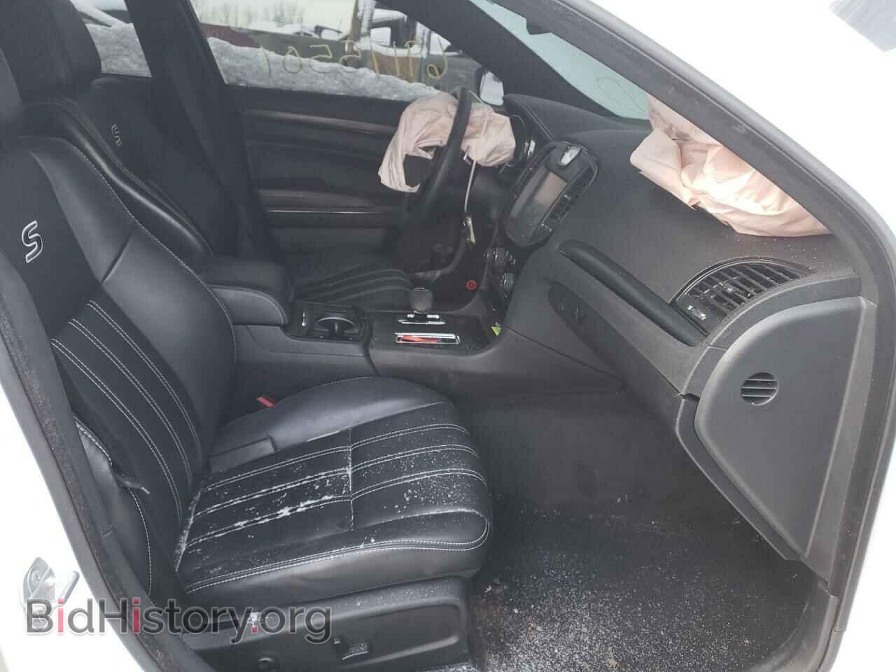2014 CHRYSLER 300 - VIN: 2C3CCABG6EH352317 - Фото 5