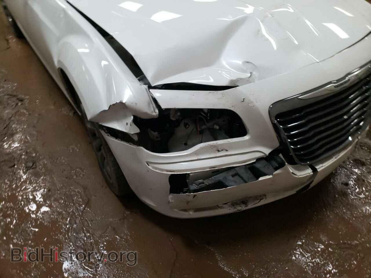 2014 CHRYSLER 300 - VIN: 2C3CCABG6EH352317 - Фото 9