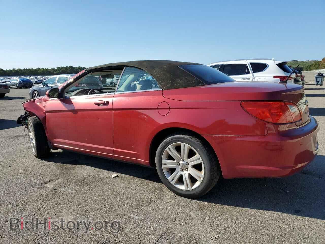 2010 CHRYSLER SEBRING - VIN: 1C3BC5ED6AN172406 - Фото 2