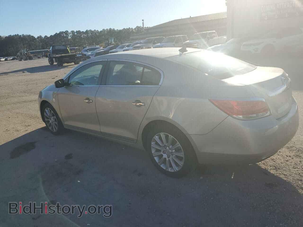 2013 BUICK LACROSSE - VIN: 1G4GC5E32DF229218 - Фото 2