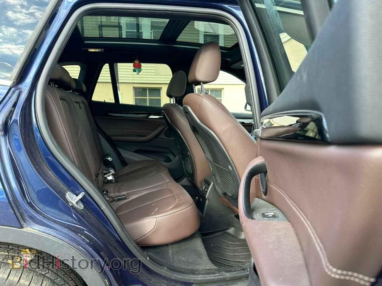 2019 BMW X1 - VIN: WBXHT3C52K3H34603 - Фото 9