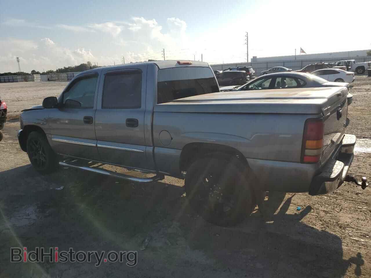 2006 GMC SIERRA - VIN: 2GTEC13Z561286938 - Фото 2