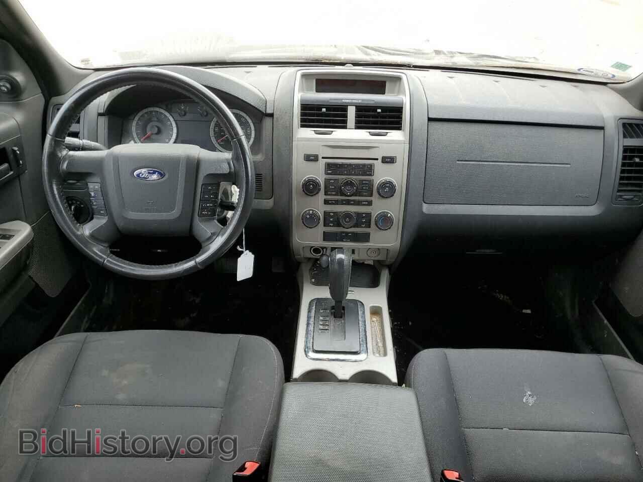 2011 FORD ESCAPE - VIN: 1FMCU0D70BKA26934 - Фото 8