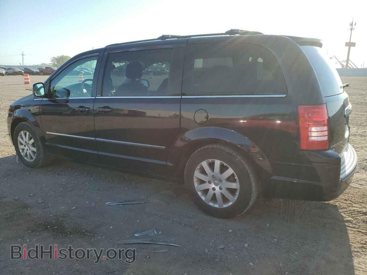 2010 CHRYSLER MINIVAN - VIN: 2A4RR8DX1AR395200 - Фото 2