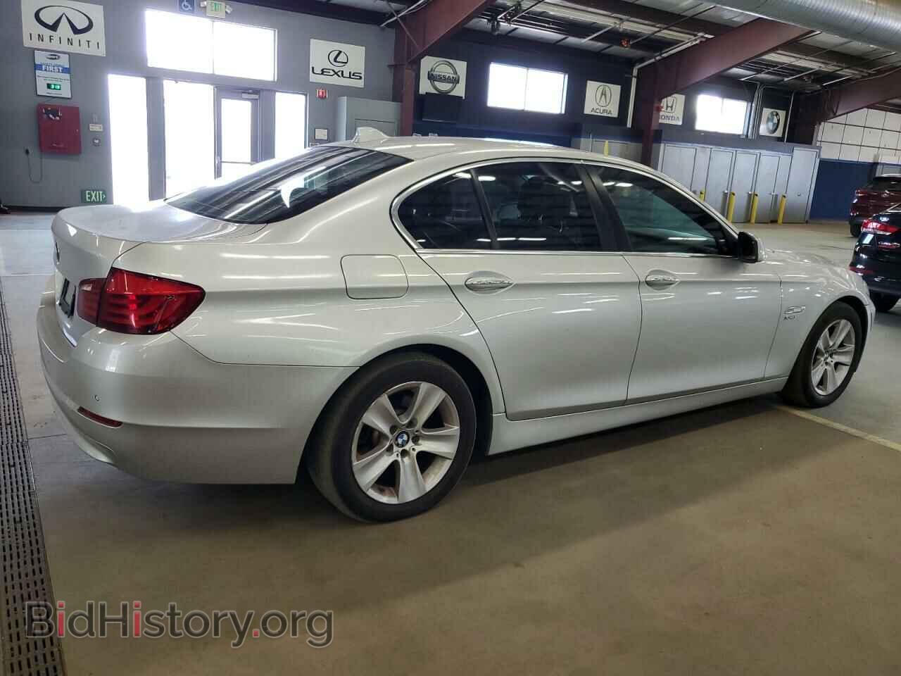 2012 BMW 5 SERIES - VIN: WBAXH5C59CDW09089 - Photo 3