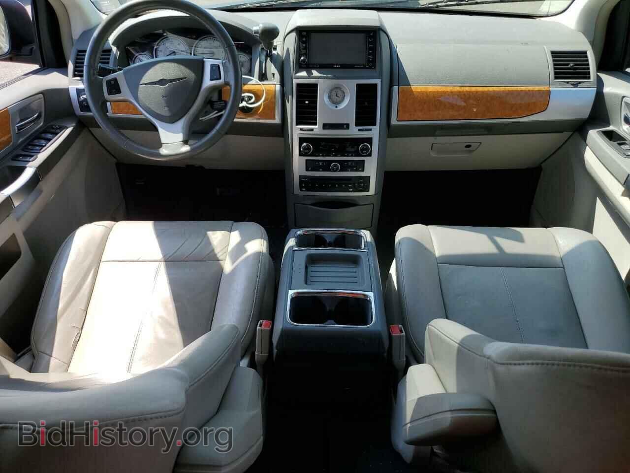 2008 CHRYSLER MINIVAN - VIN: 2A8HR64X58R691300 - Фото 8