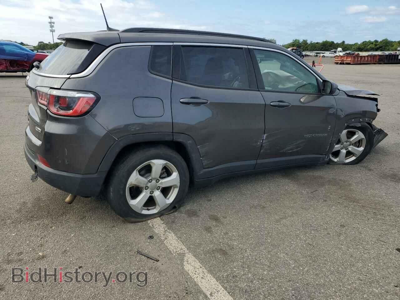 2019 JEEP COMPASS - VIN: 3C4NJDBB7KT670045 - Фото 3