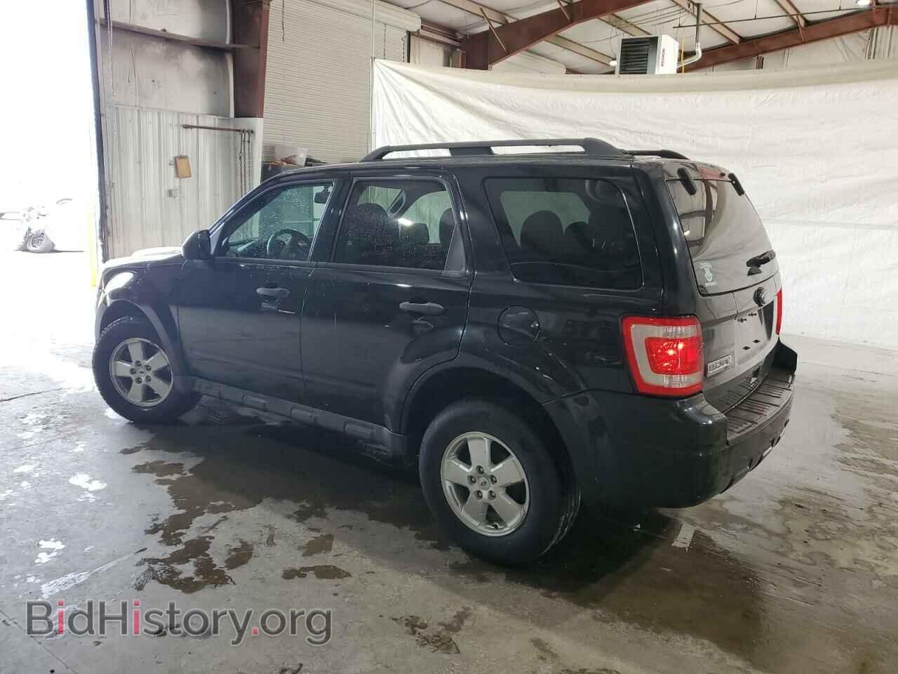 2011 FORD ESCAPE - VIN: 1FMCU9D72BKB08975 - Фото 2