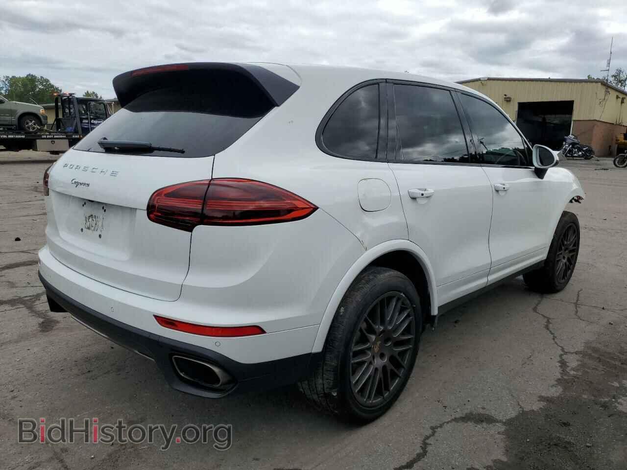 2017 PORSCHE CAYENNE - VIN: WP1AA2A22HKA90747 - Фото 3
