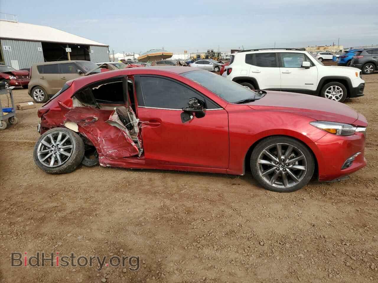 2018 MAZDA 3 - VIN: 3MZBN1M35JM201067 - Фото 4