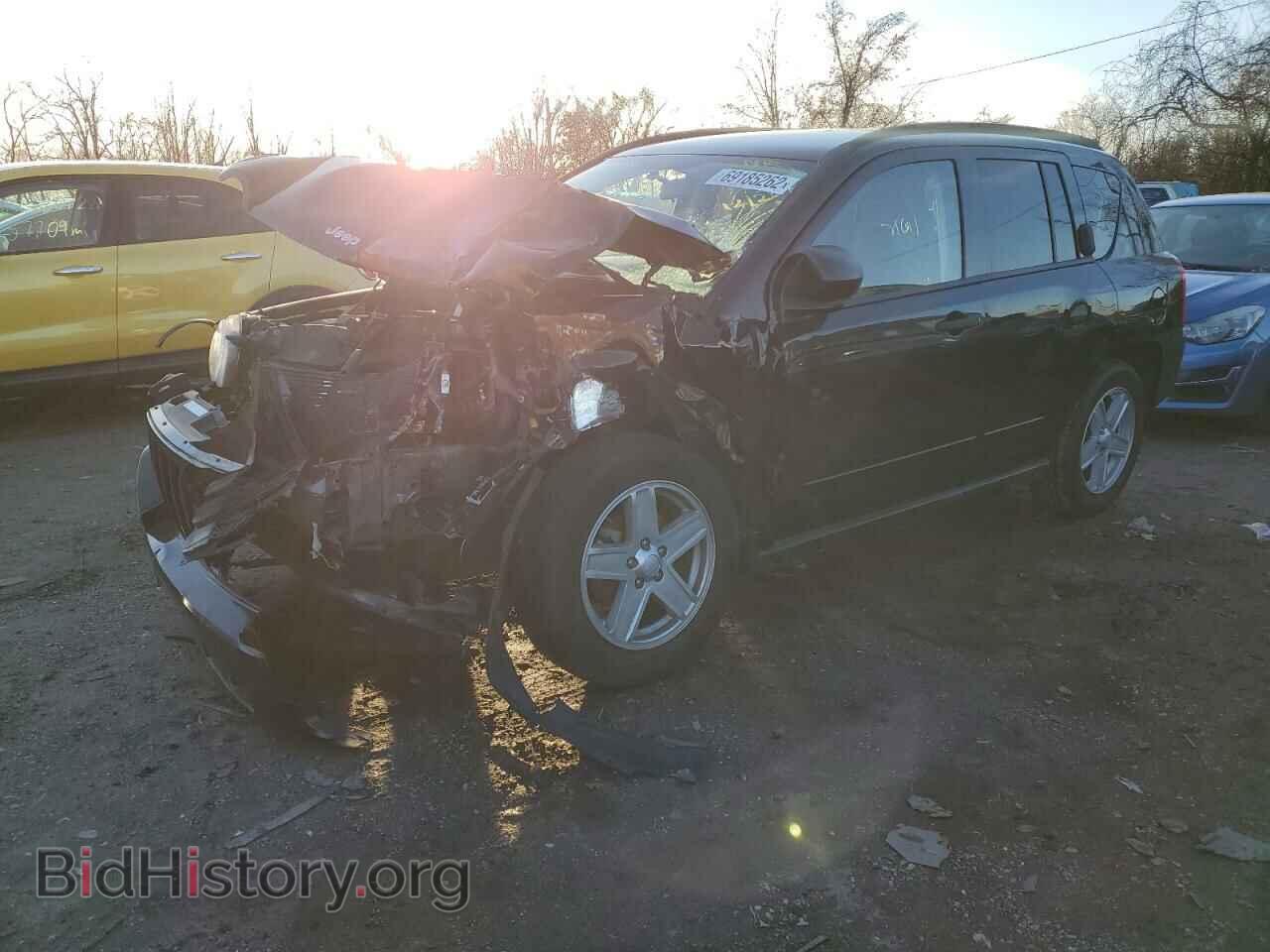 Photo 1J8FF47W18D663701 - JEEP COMPASS 2008