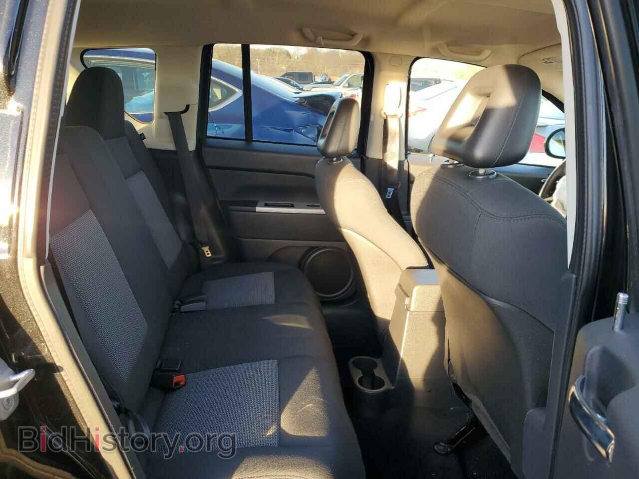 2008 JEEP COMPASS - VIN: 1J8FF47W18D663701 - Photo 10