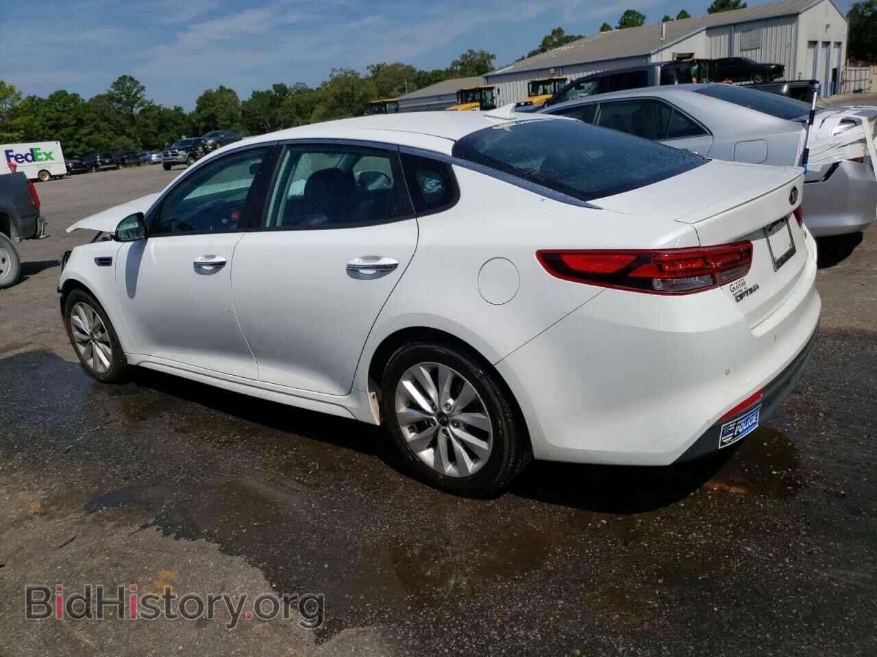 2018 KIA OPTIMA - VIN: 5XXGT4L31JG196632 - Фото 2