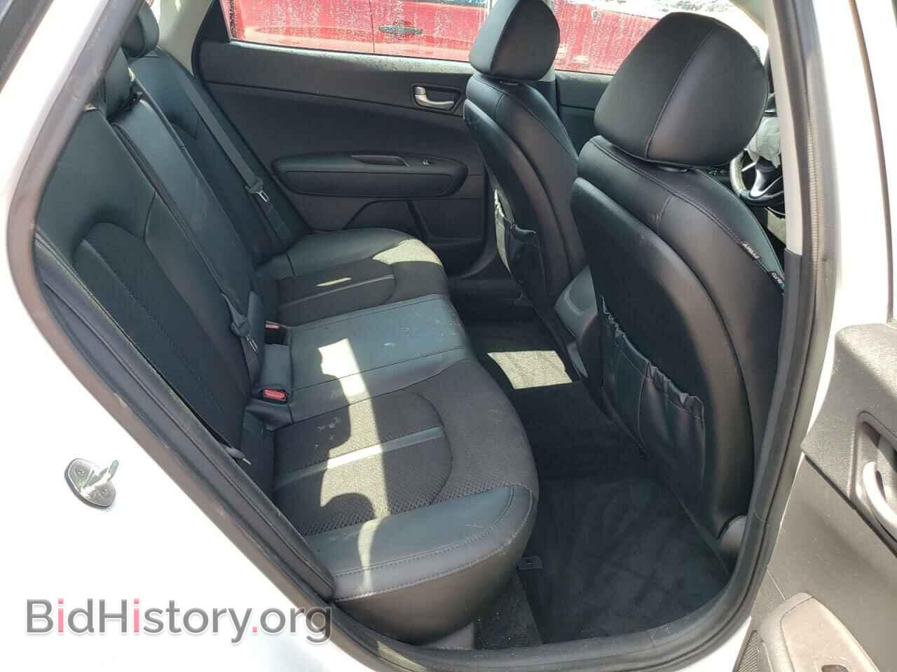 2018 KIA OPTIMA - VIN: 5XXGT4L31JG196632 - Фото 10