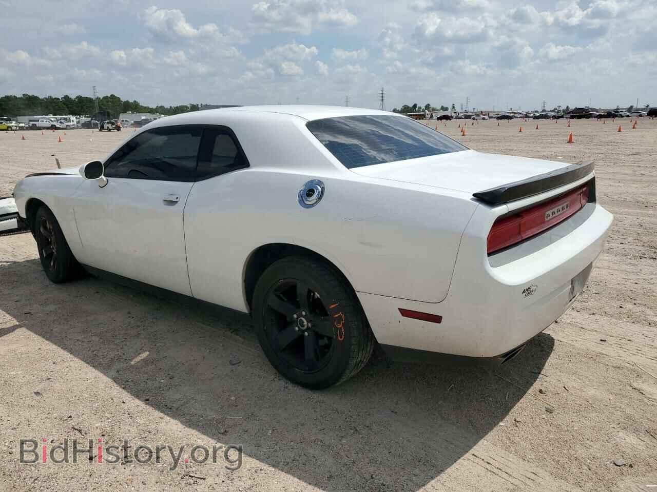 2014 DODGE CHALLENGER - VIN: 2C3CDYAG1EH313030 - Фото 2