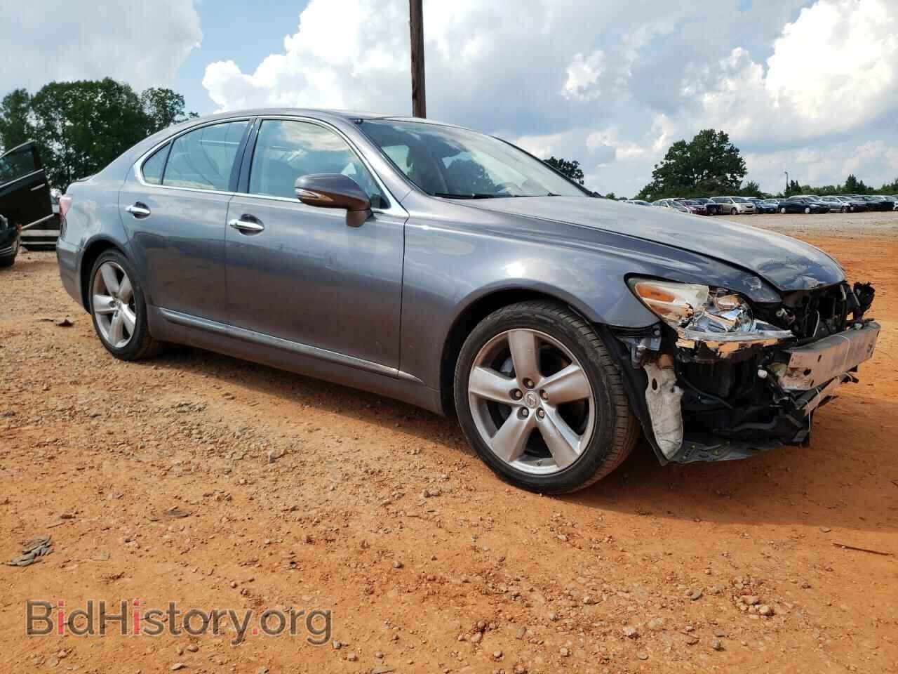 2012 LEXUS LS460 - VIN: JTHBL5EF8C5113209 - Photo 4