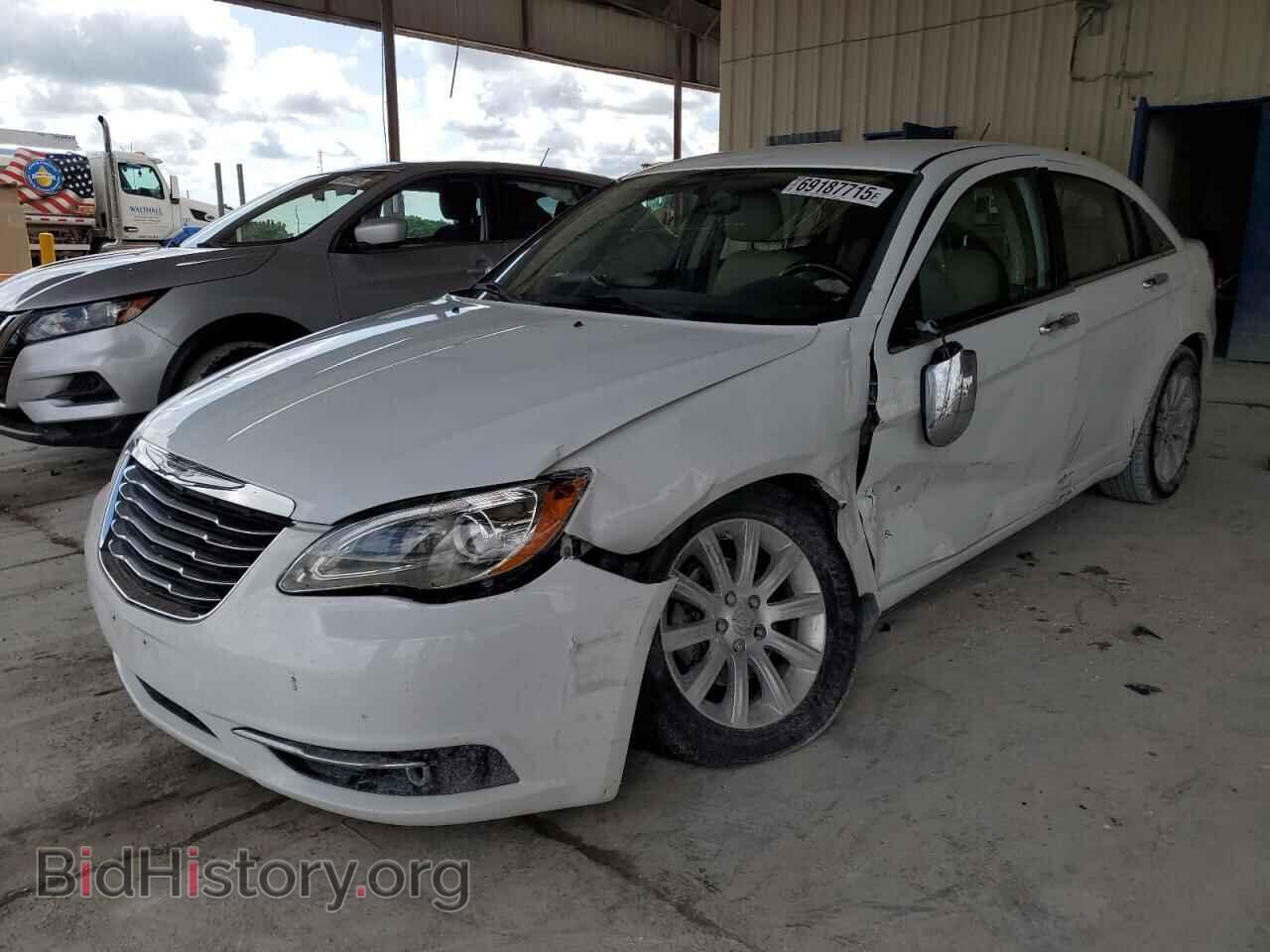Photo 1C3CCBCG1DN524635 - CHRYSLER 200 2013
