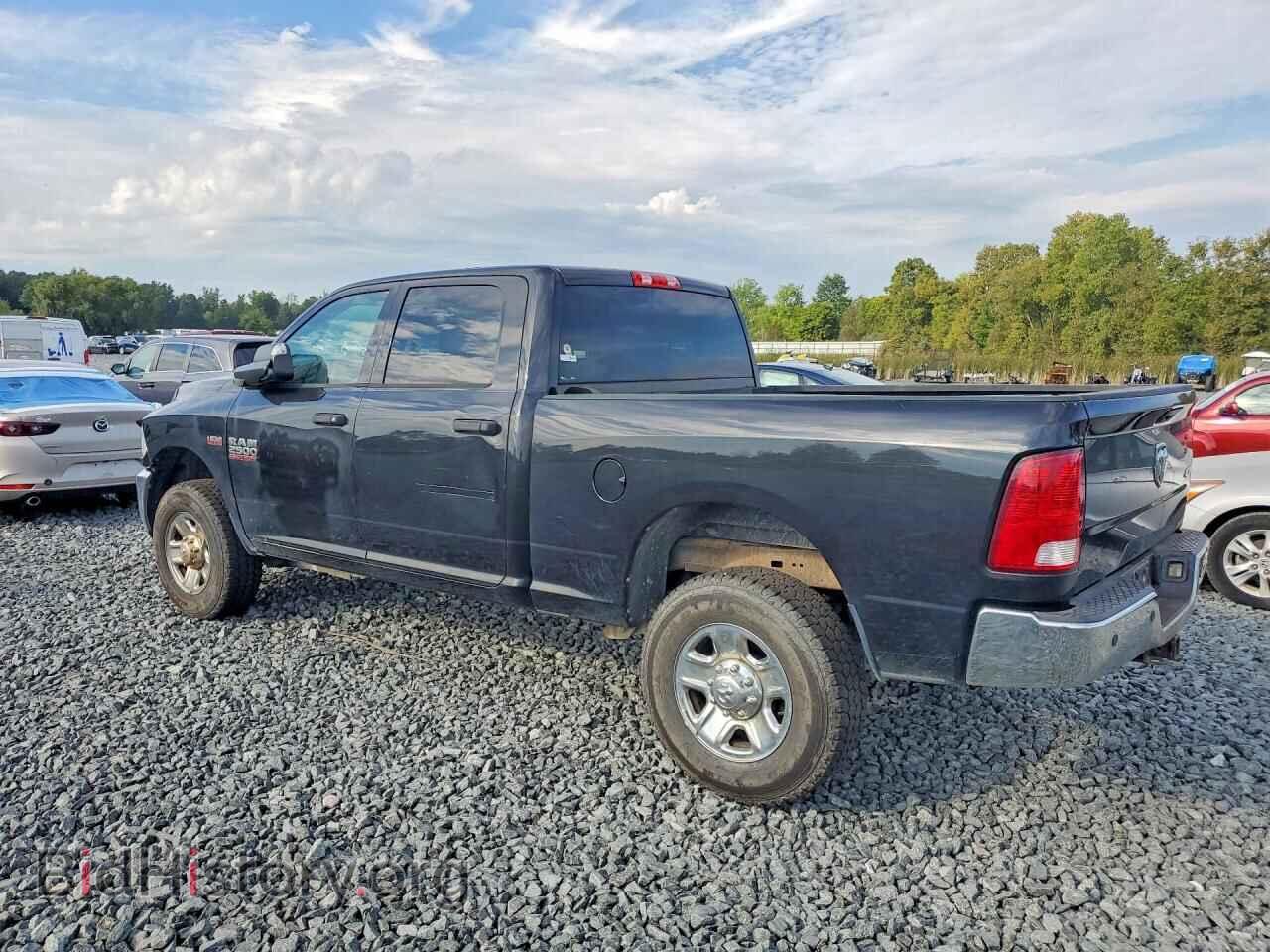 2017 RAM 2500 - VIN: 3C6UR5CJ2HG621554 - Photo 2