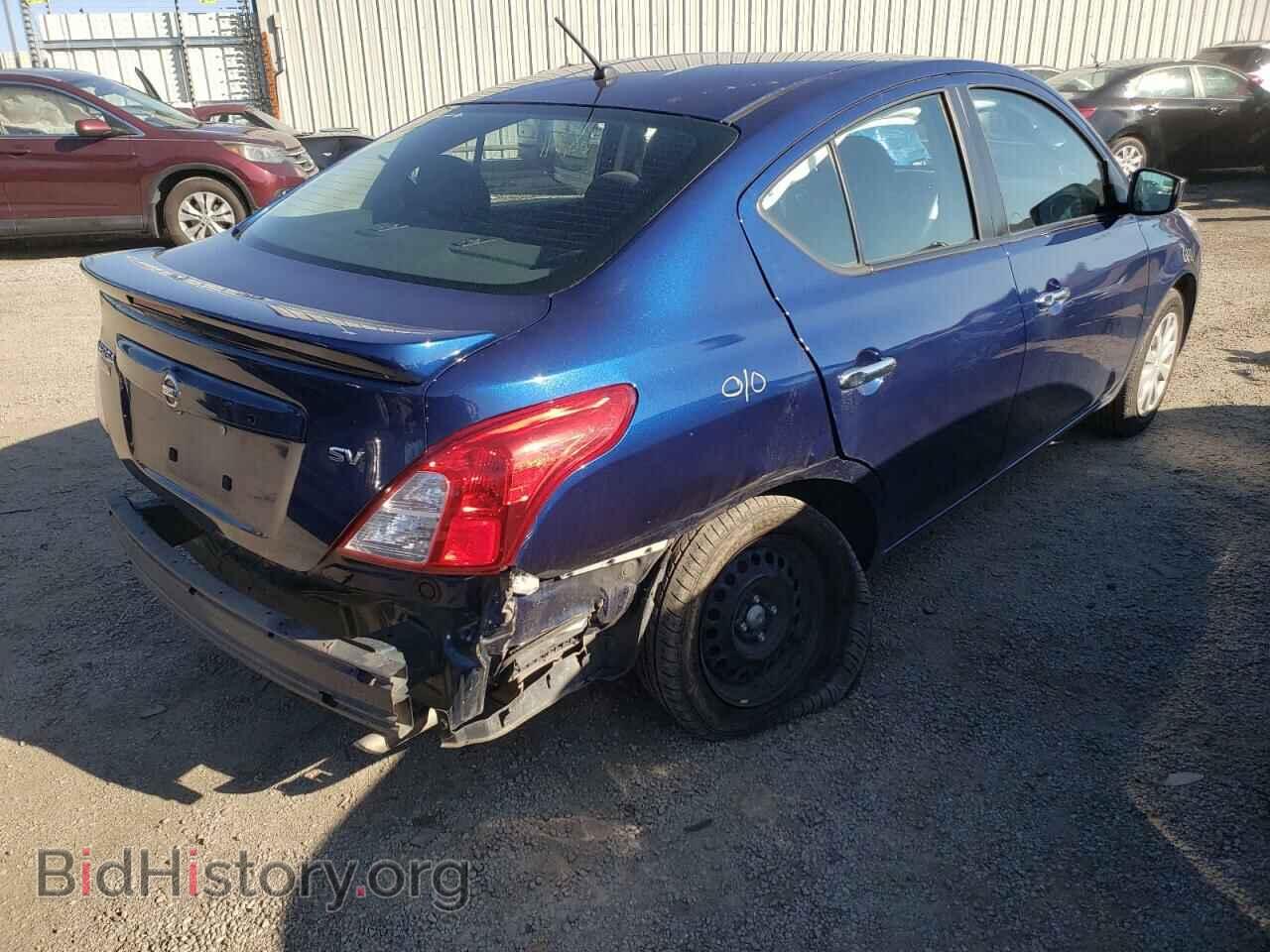 2018 NISSAN VERSA - VIN: 3N1CN7AP2JL880189 - Фото 4