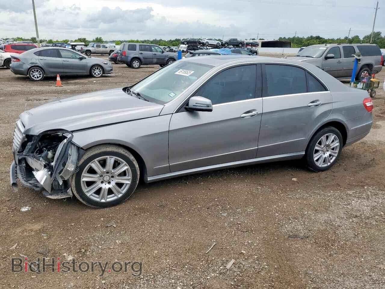 Photo WDDHF5KB5DA761447 - MERCEDES-BENZ E-CLASS 2013
