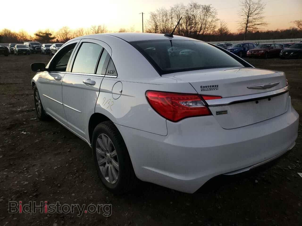 2013 CHRYSLER 200 - VIN: 1C3CCBBG4DN731845 - Фото 3
