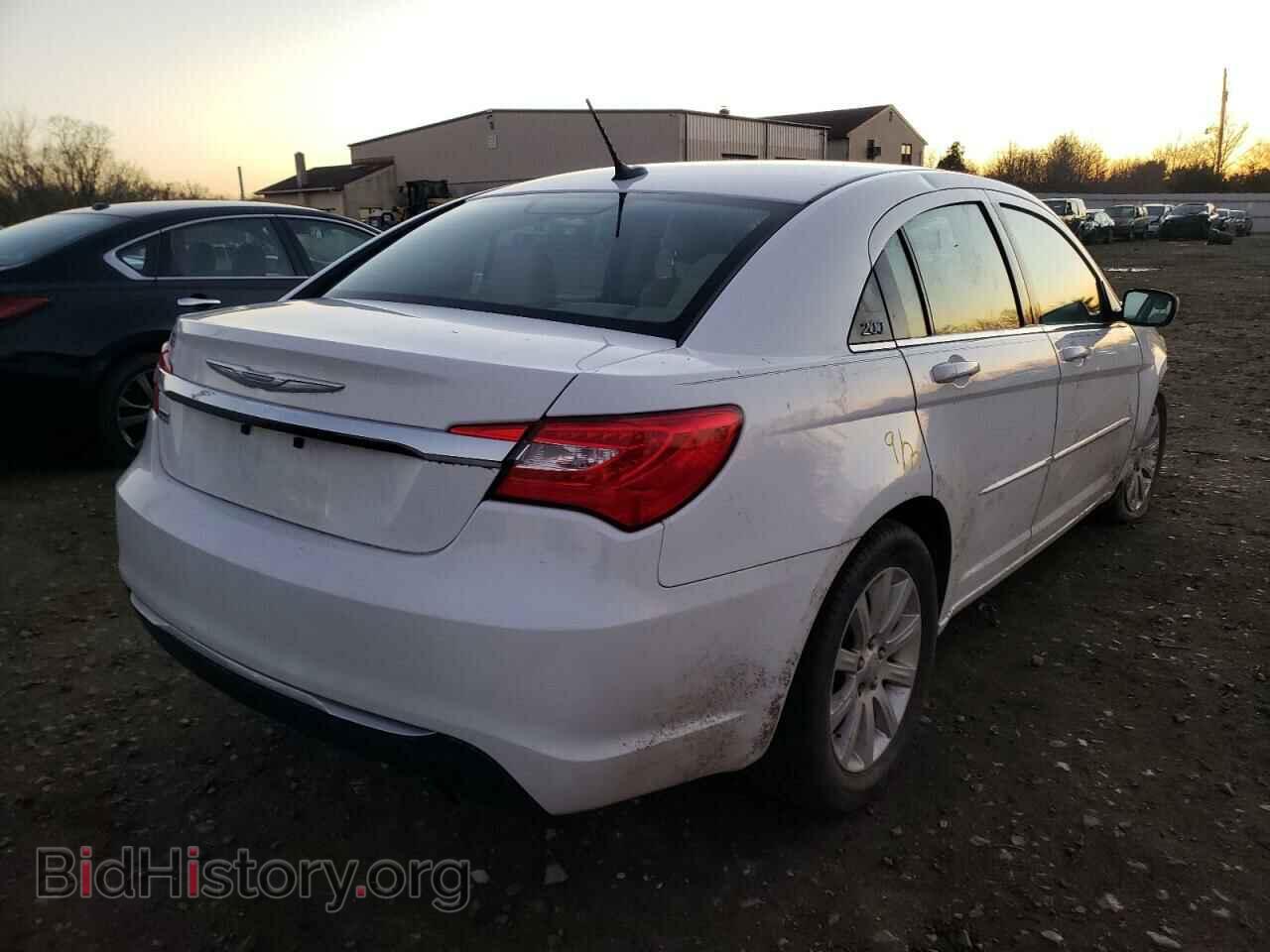 2013 CHRYSLER 200 - VIN: 1C3CCBBG4DN731845 - Фото 4