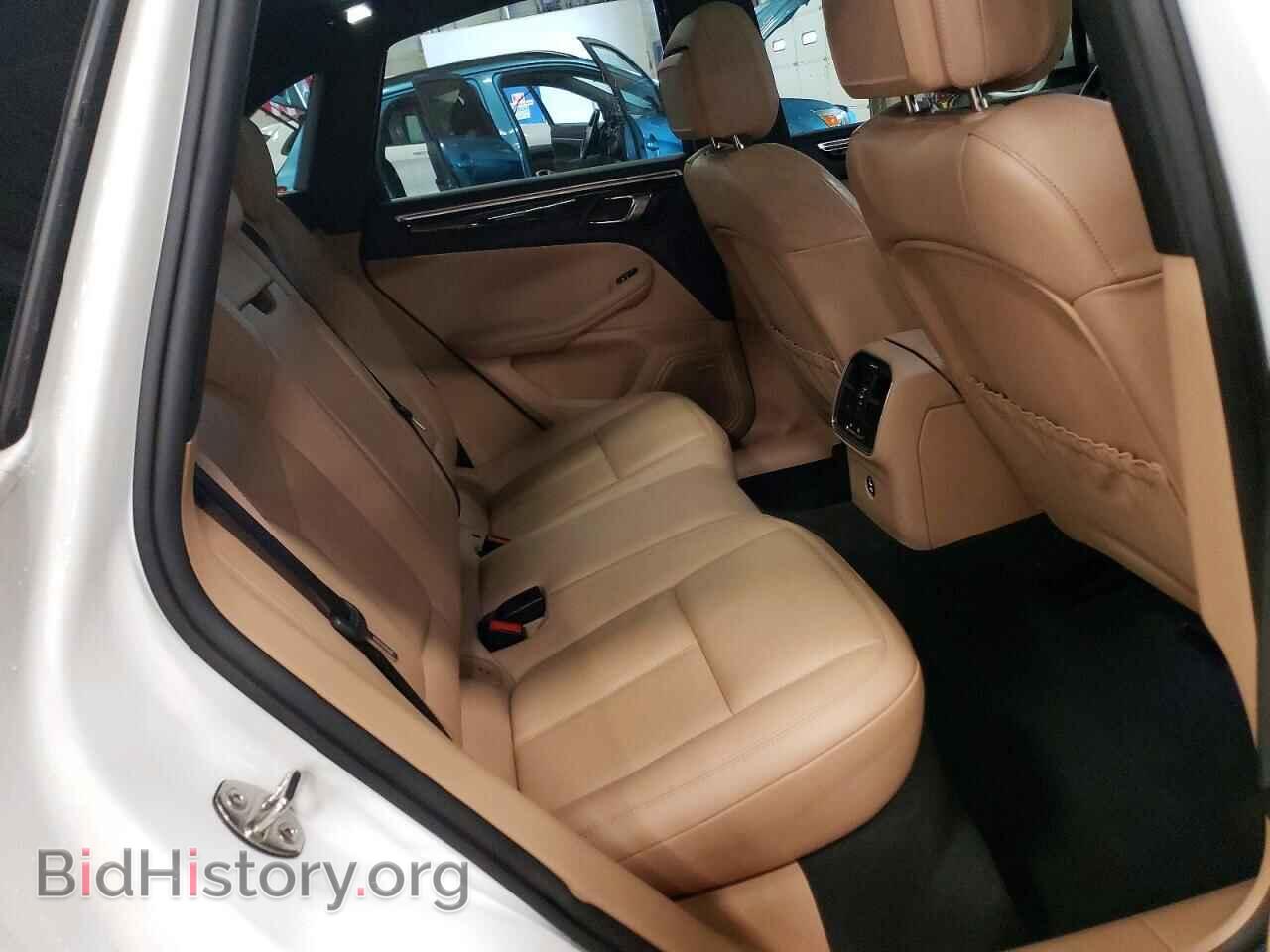 2020 PORSCHE MACAN - VIN: WP1AB2A59LLB37444 - Photo 11